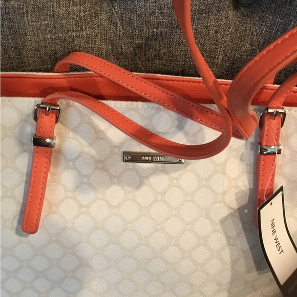 Nine West handbag - Picture 9 of 10